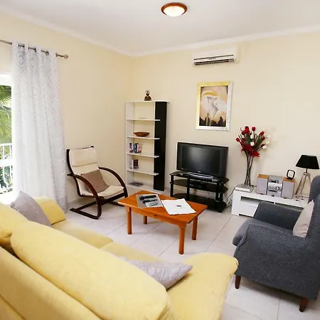 T3 Oasis Apartman *